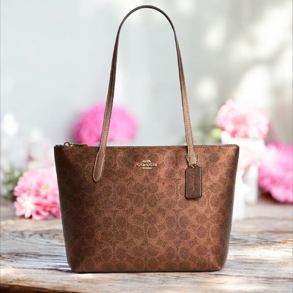 Coach Handbags - 🌟Coach Fiona Zip Tote Bag In Signature Canvas - brown/copper/gold 🌟